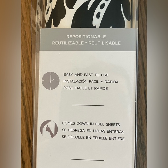 NEW!! NuWallpaper Wall Pops! Black & White Vinyl Peel & Stick Washable Wallpaper - Picture 11 of 14